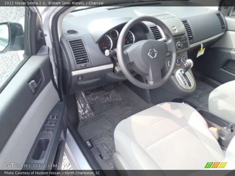Brilliant Silver Metallic / Charcoal 2012 Nissan Sentra 2.0