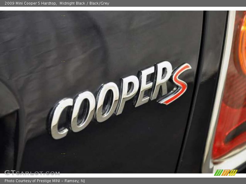  2009 Cooper S Hardtop Logo