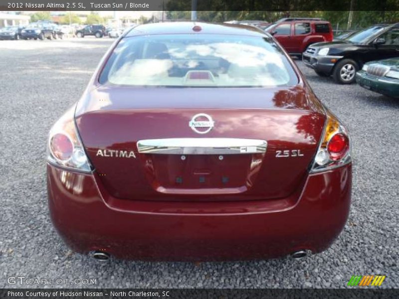 Tuscan Sun / Blonde 2012 Nissan Altima 2.5 SL