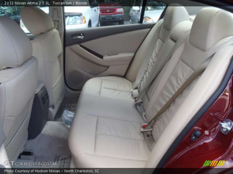 Tuscan Sun / Blonde 2012 Nissan Altima 2.5 SL