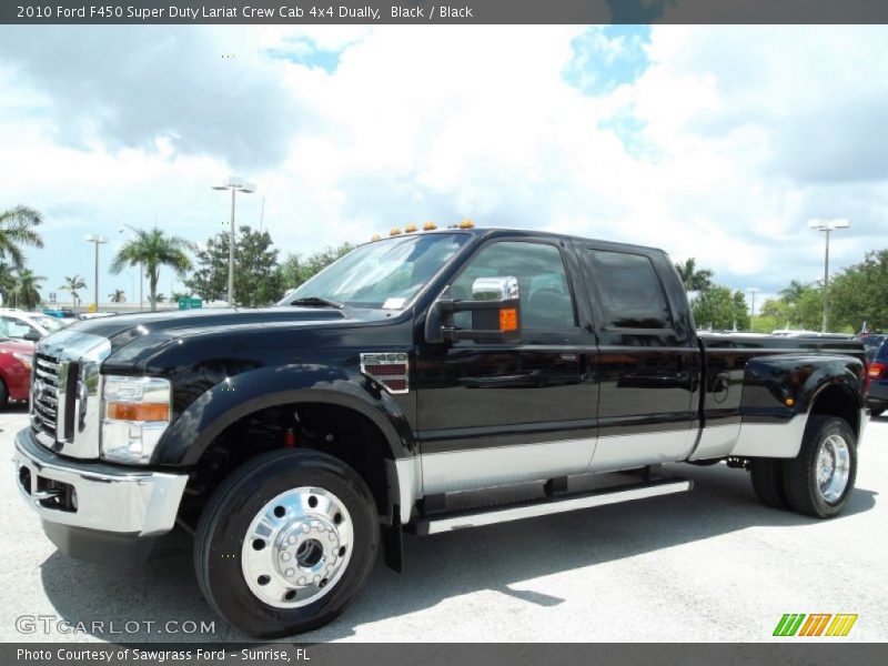 Front 3/4 View of 2010 F450 Super Duty Lariat Crew Cab 4x4 Dually