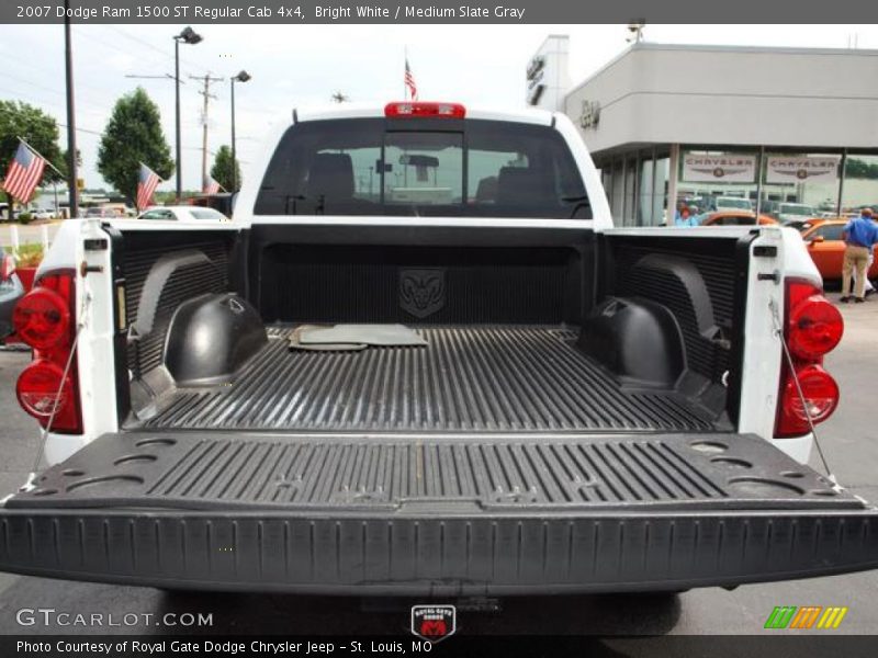Bright White / Medium Slate Gray 2007 Dodge Ram 1500 ST Regular Cab 4x4