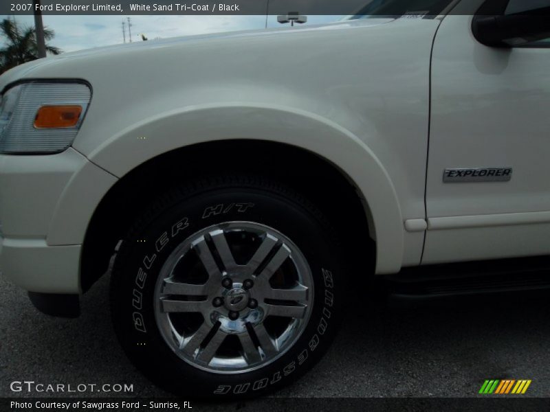 White Sand Tri-Coat / Black 2007 Ford Explorer Limited