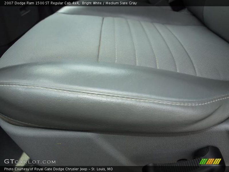Bright White / Medium Slate Gray 2007 Dodge Ram 1500 ST Regular Cab 4x4