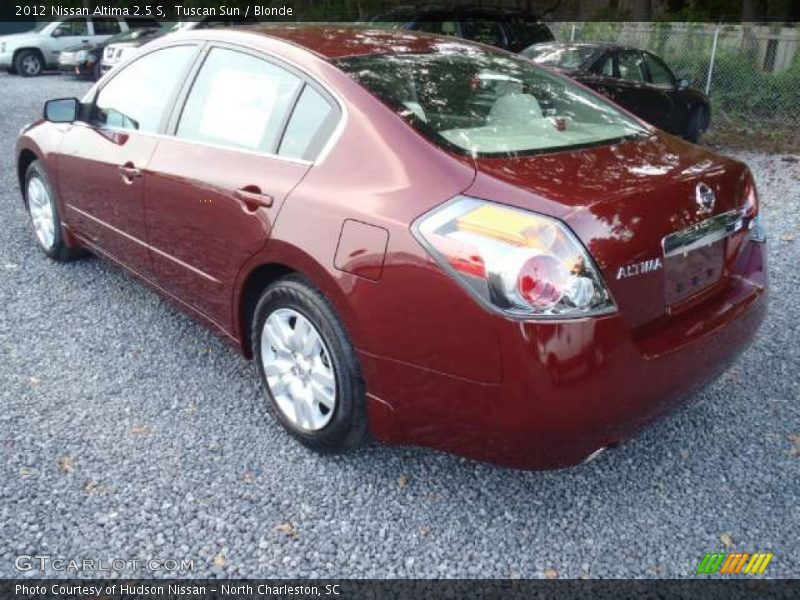 Tuscan Sun / Blonde 2012 Nissan Altima 2.5 S