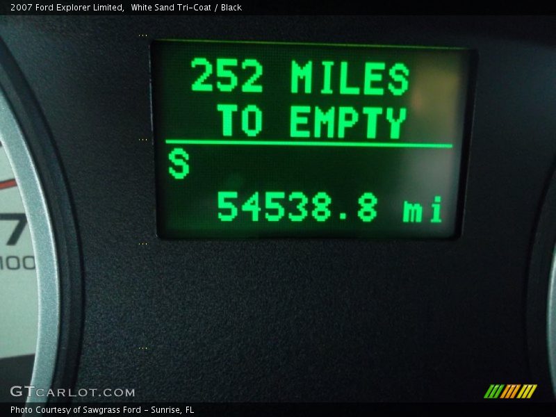 White Sand Tri-Coat / Black 2007 Ford Explorer Limited