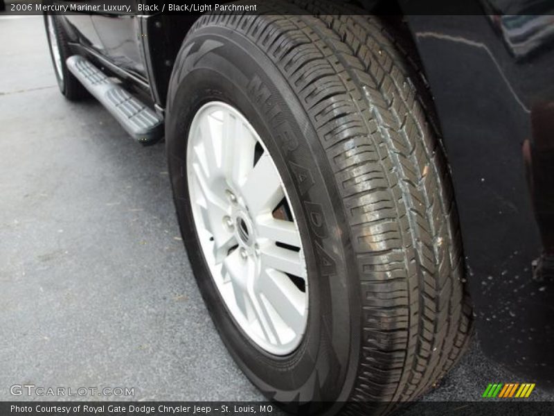 Black / Black/Light Parchment 2006 Mercury Mariner Luxury