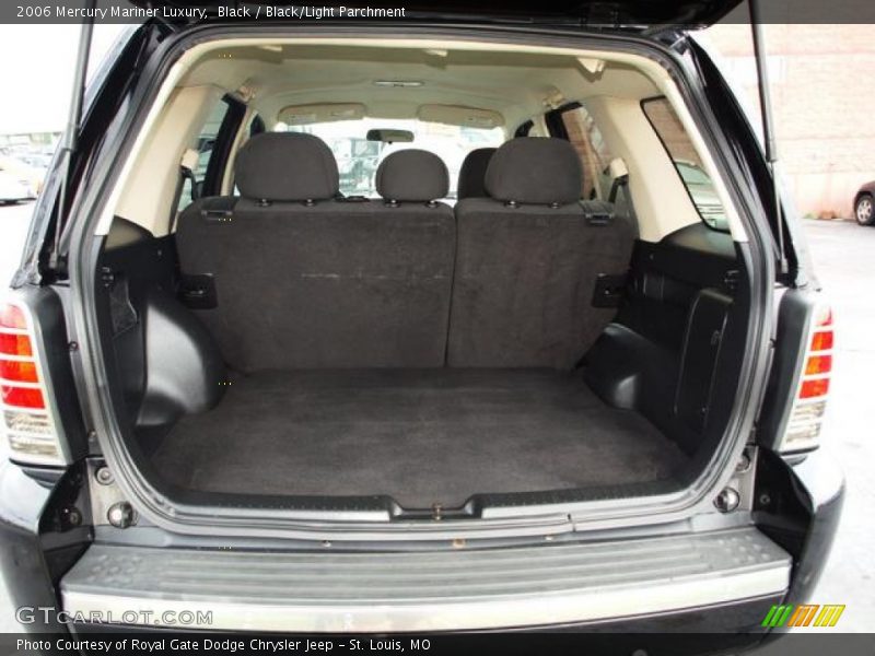 Black / Black/Light Parchment 2006 Mercury Mariner Luxury