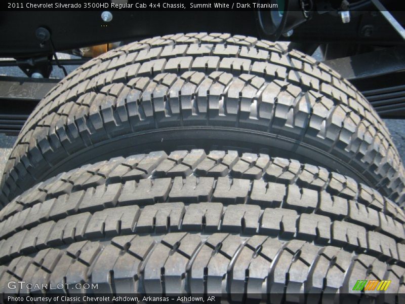 Summit White / Dark Titanium 2011 Chevrolet Silverado 3500HD Regular Cab 4x4 Chassis