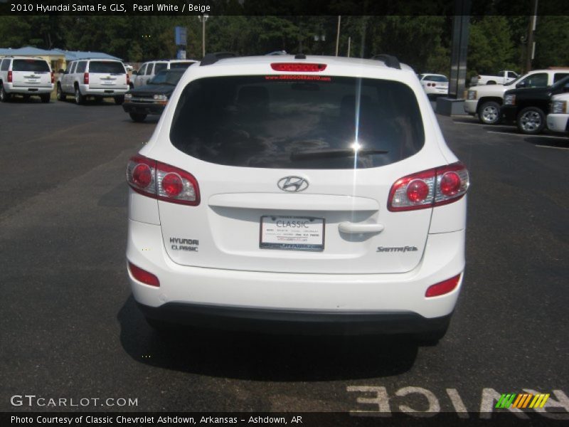 Pearl White / Beige 2010 Hyundai Santa Fe GLS