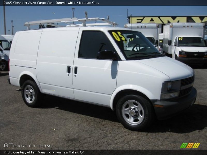 Summit White / Medium Gray 2005 Chevrolet Astro Cargo Van
