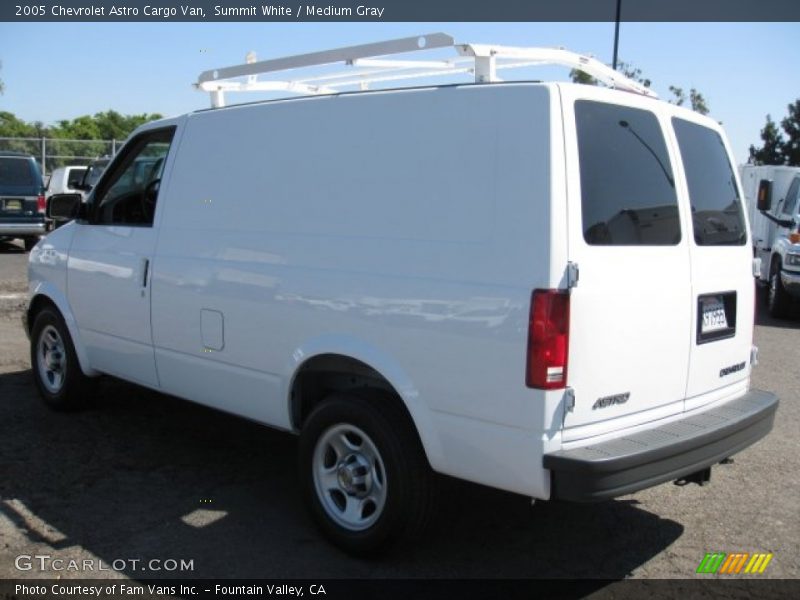 Summit White / Medium Gray 2005 Chevrolet Astro Cargo Van