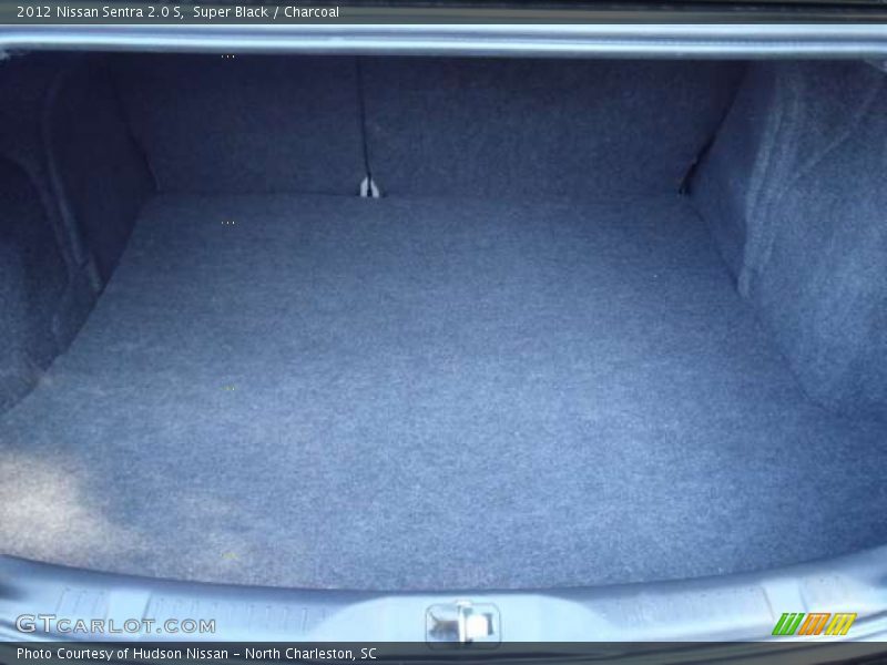 Super Black / Charcoal 2012 Nissan Sentra 2.0 S