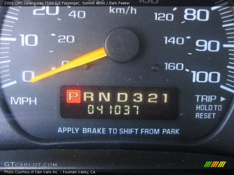 Summit White / Dark Pewter 2001 GMC Savana Van 3500 SLE Passenger