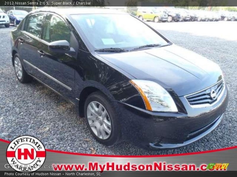 Super Black / Charcoal 2012 Nissan Sentra 2.0 S