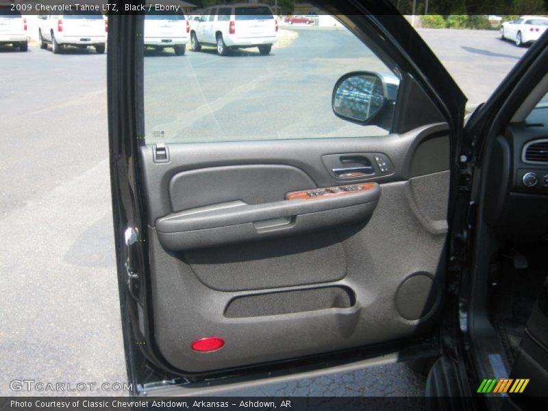 Black / Ebony 2009 Chevrolet Tahoe LTZ