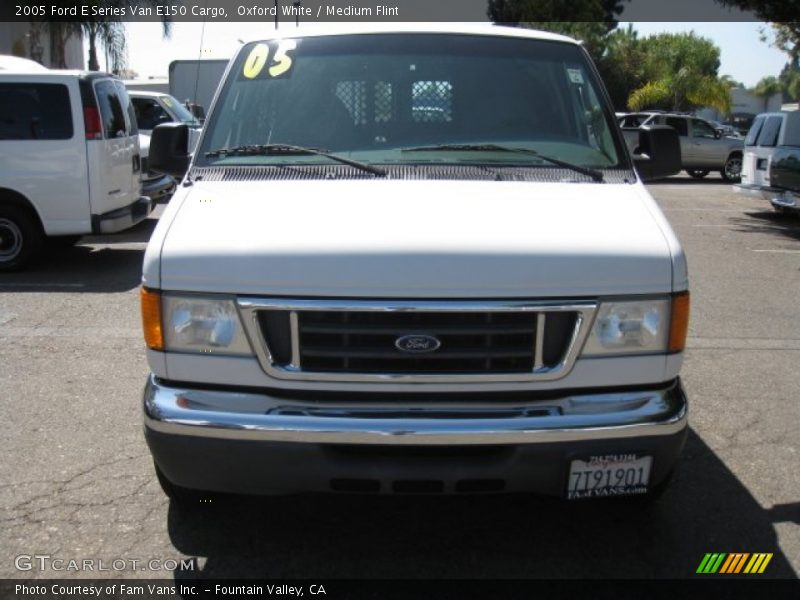 Oxford White / Medium Flint 2005 Ford E Series Van E150 Cargo