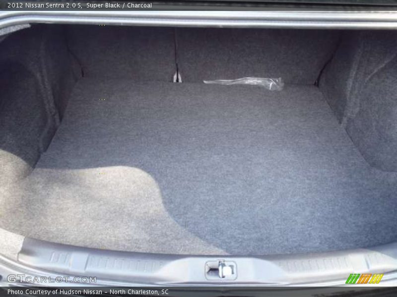 Super Black / Charcoal 2012 Nissan Sentra 2.0 S