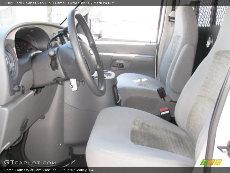 Oxford White / Medium Flint 2005 Ford E Series Van E150 Cargo