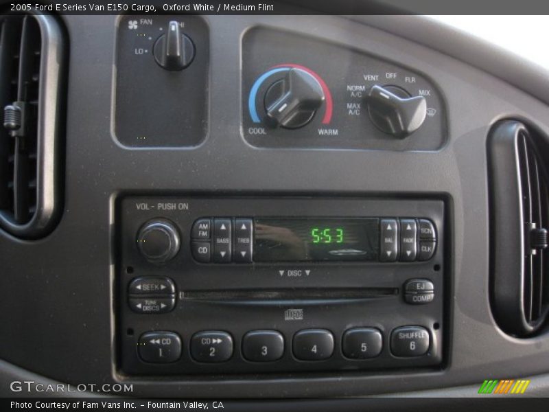 Oxford White / Medium Flint 2005 Ford E Series Van E150 Cargo