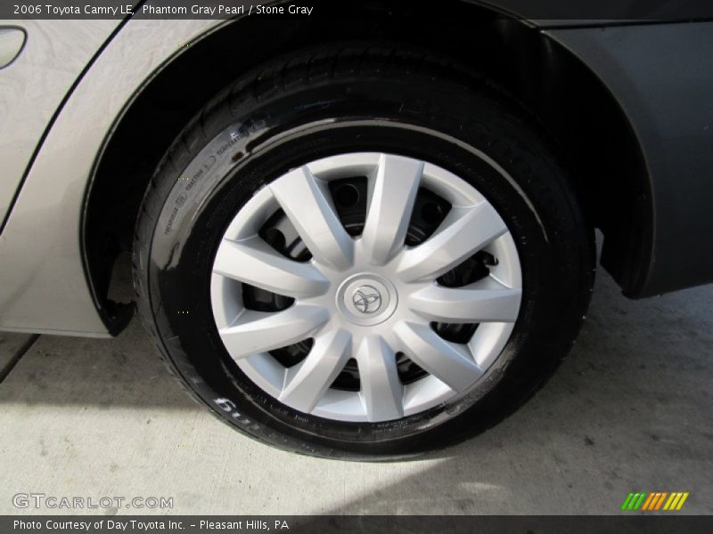 Phantom Gray Pearl / Stone Gray 2006 Toyota Camry LE