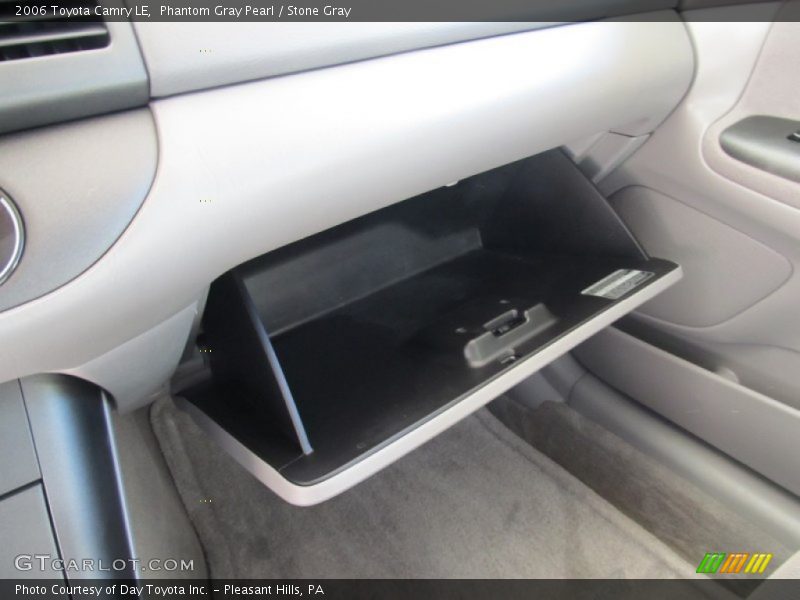 Phantom Gray Pearl / Stone Gray 2006 Toyota Camry LE