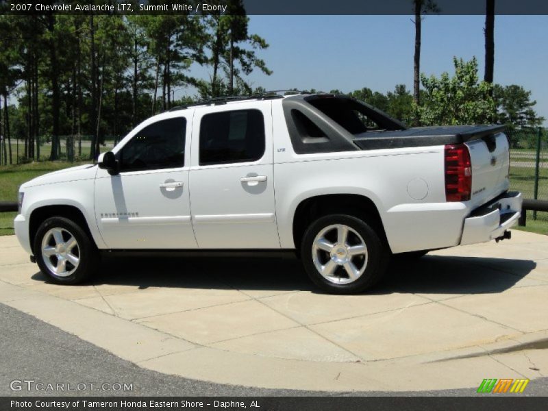 Summit White / Ebony 2007 Chevrolet Avalanche LTZ