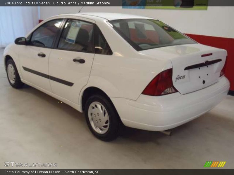 Cloud 9 White / Medium Graphite 2004 Ford Focus LX Sedan