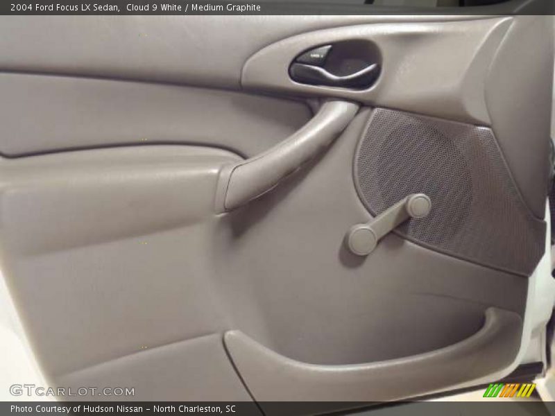 Cloud 9 White / Medium Graphite 2004 Ford Focus LX Sedan