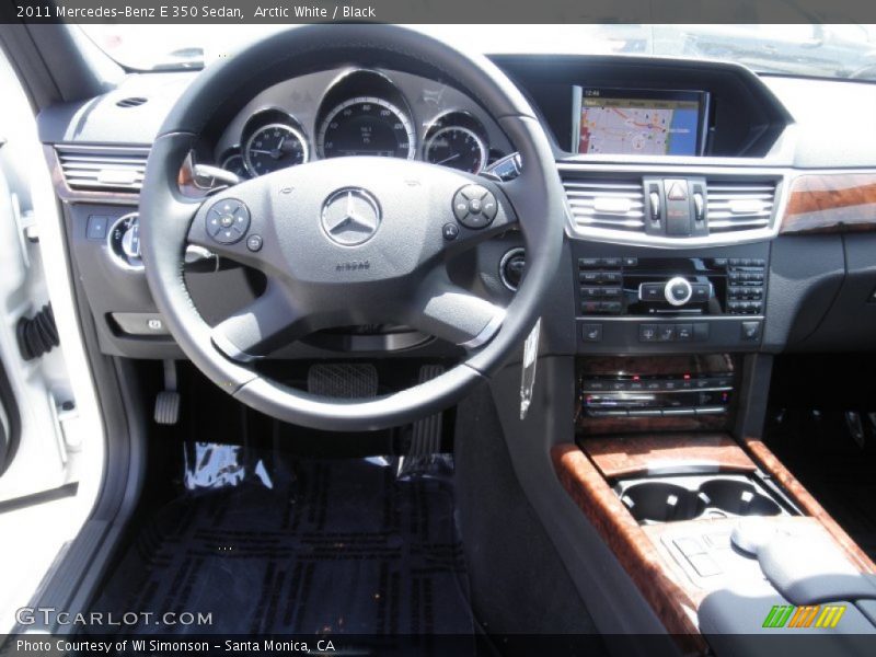 Arctic White / Black 2011 Mercedes-Benz E 350 Sedan