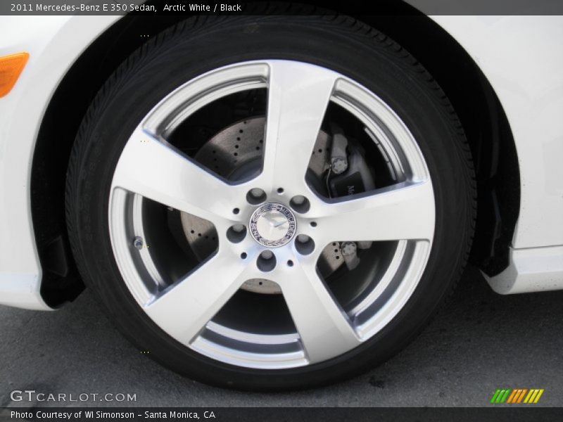 Arctic White / Black 2011 Mercedes-Benz E 350 Sedan