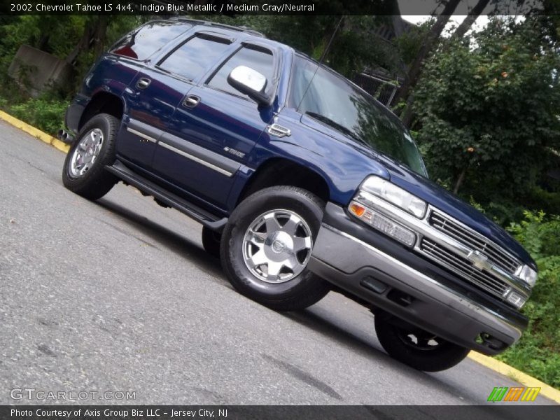 Indigo Blue Metallic / Medium Gray/Neutral 2002 Chevrolet Tahoe LS 4x4