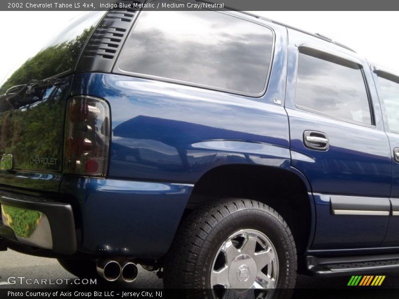 Indigo Blue Metallic / Medium Gray/Neutral 2002 Chevrolet Tahoe LS 4x4