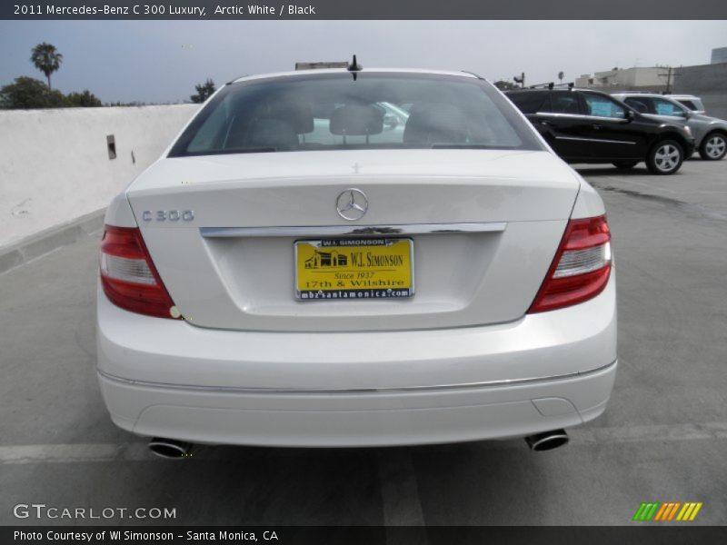 Arctic White / Black 2011 Mercedes-Benz C 300 Luxury
