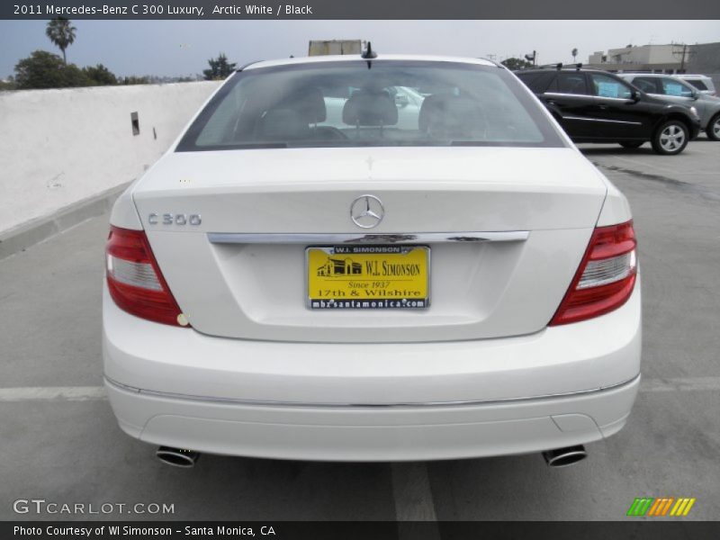 Arctic White / Black 2011 Mercedes-Benz C 300 Luxury