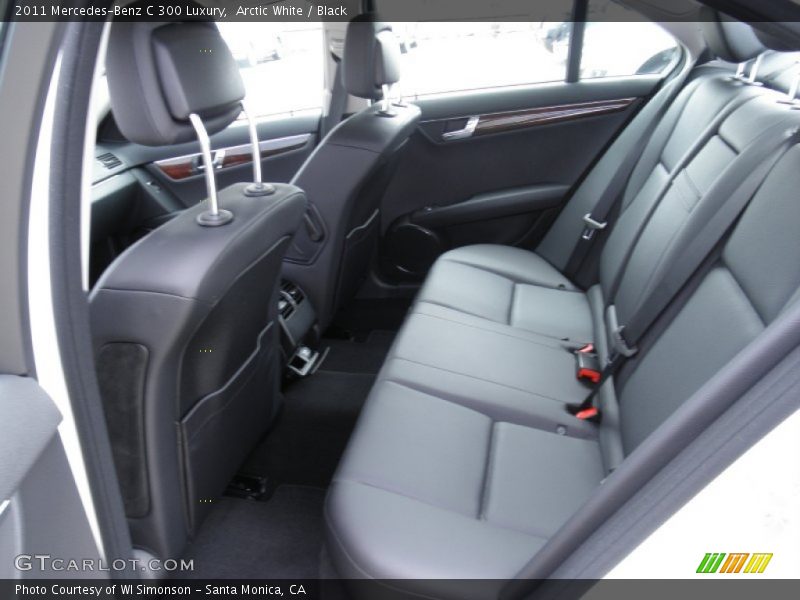 Arctic White / Black 2011 Mercedes-Benz C 300 Luxury