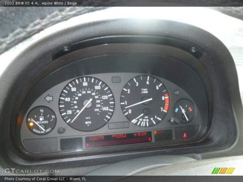 Alpine White / Beige 2003 BMW X5 4.4i