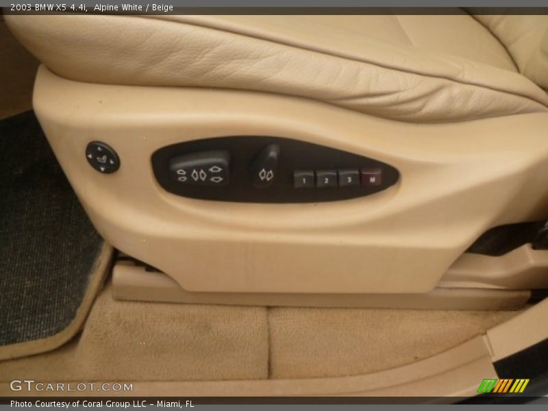 Alpine White / Beige 2003 BMW X5 4.4i
