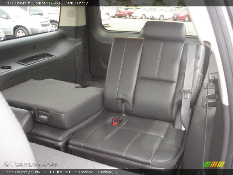 Black / Ebony 2011 Chevrolet Suburban LT 4x4