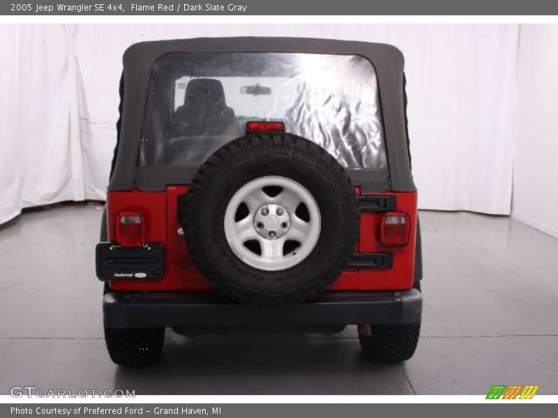 Flame Red / Dark Slate Gray 2005 Jeep Wrangler SE 4x4