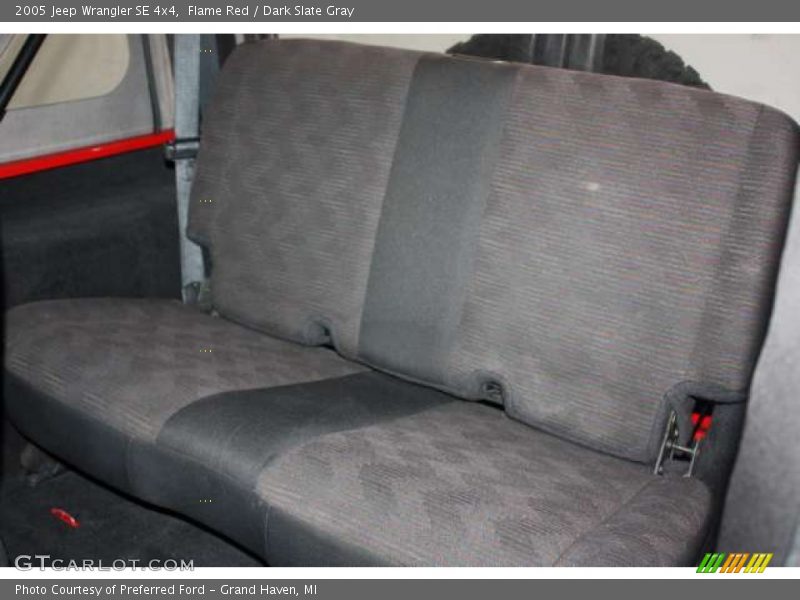 Flame Red / Dark Slate Gray 2005 Jeep Wrangler SE 4x4