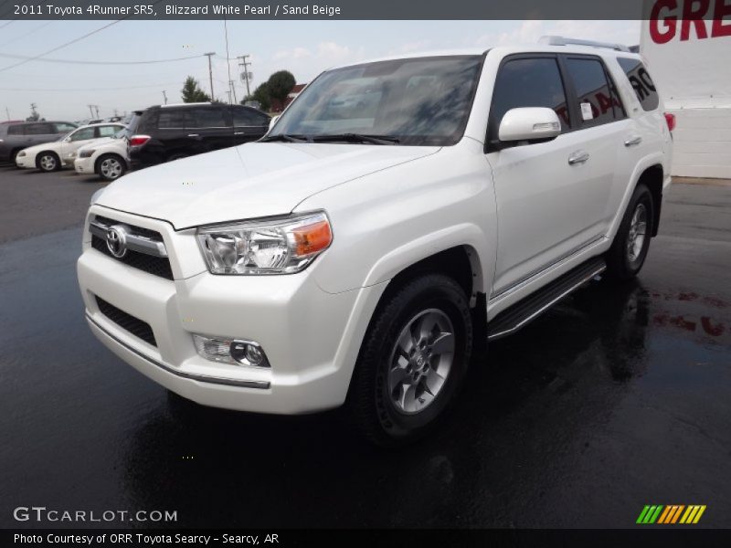 Blizzard White Pearl / Sand Beige 2011 Toyota 4Runner SR5