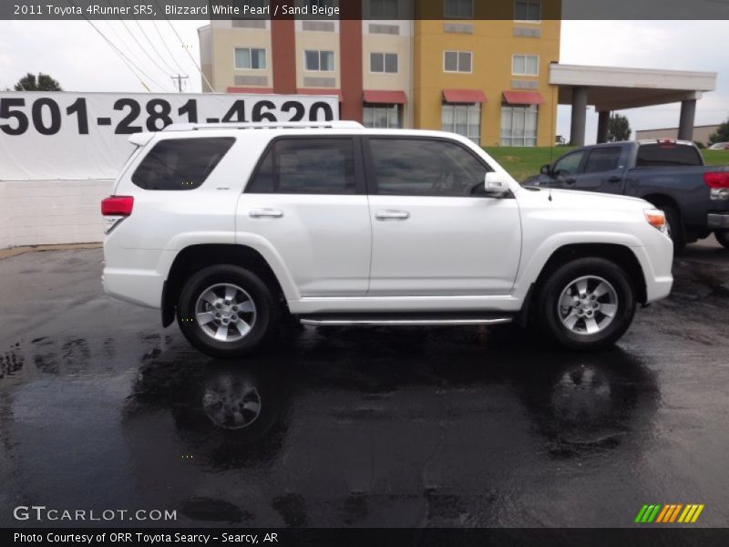 Blizzard White Pearl / Sand Beige 2011 Toyota 4Runner SR5