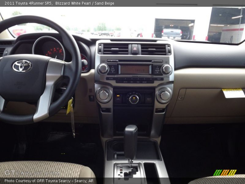 Blizzard White Pearl / Sand Beige 2011 Toyota 4Runner SR5