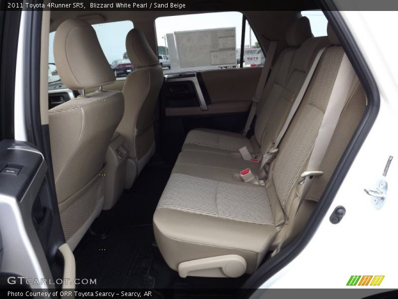 Blizzard White Pearl / Sand Beige 2011 Toyota 4Runner SR5