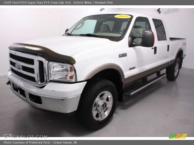 Oxford White / Medium Flint 2005 Ford F350 Super Duty FX4 Crew Cab 4x4