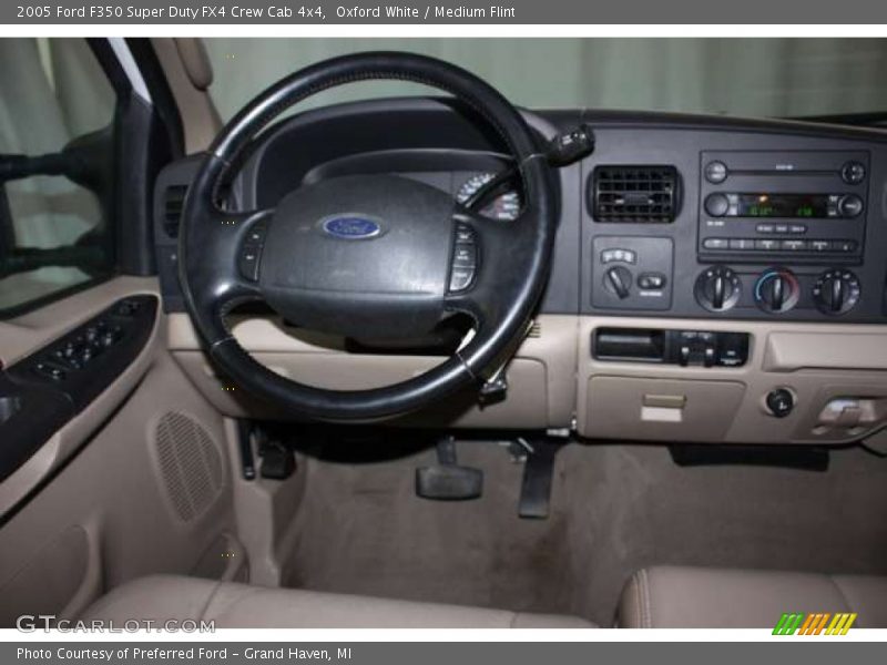 Oxford White / Medium Flint 2005 Ford F350 Super Duty FX4 Crew Cab 4x4
