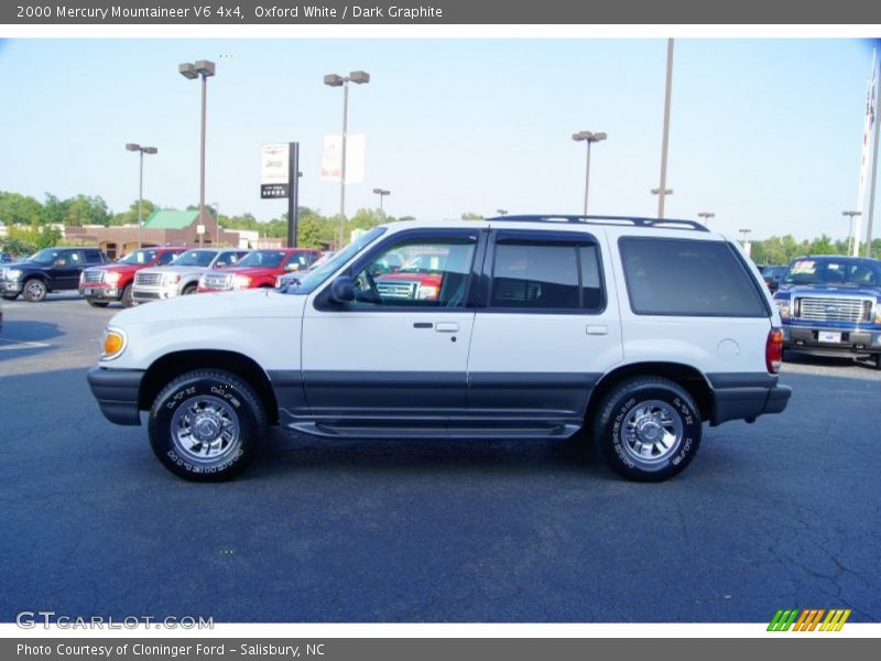 Oxford White / Dark Graphite 2000 Mercury Mountaineer V6 4x4