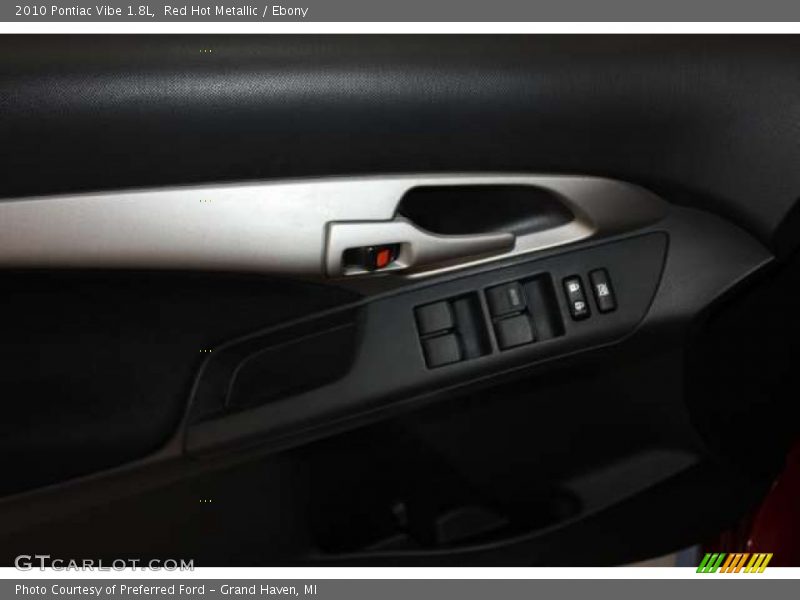 Red Hot Metallic / Ebony 2010 Pontiac Vibe 1.8L
