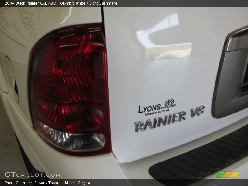 Olympic White / Light Cashmere 2004 Buick Rainier CXL AWD